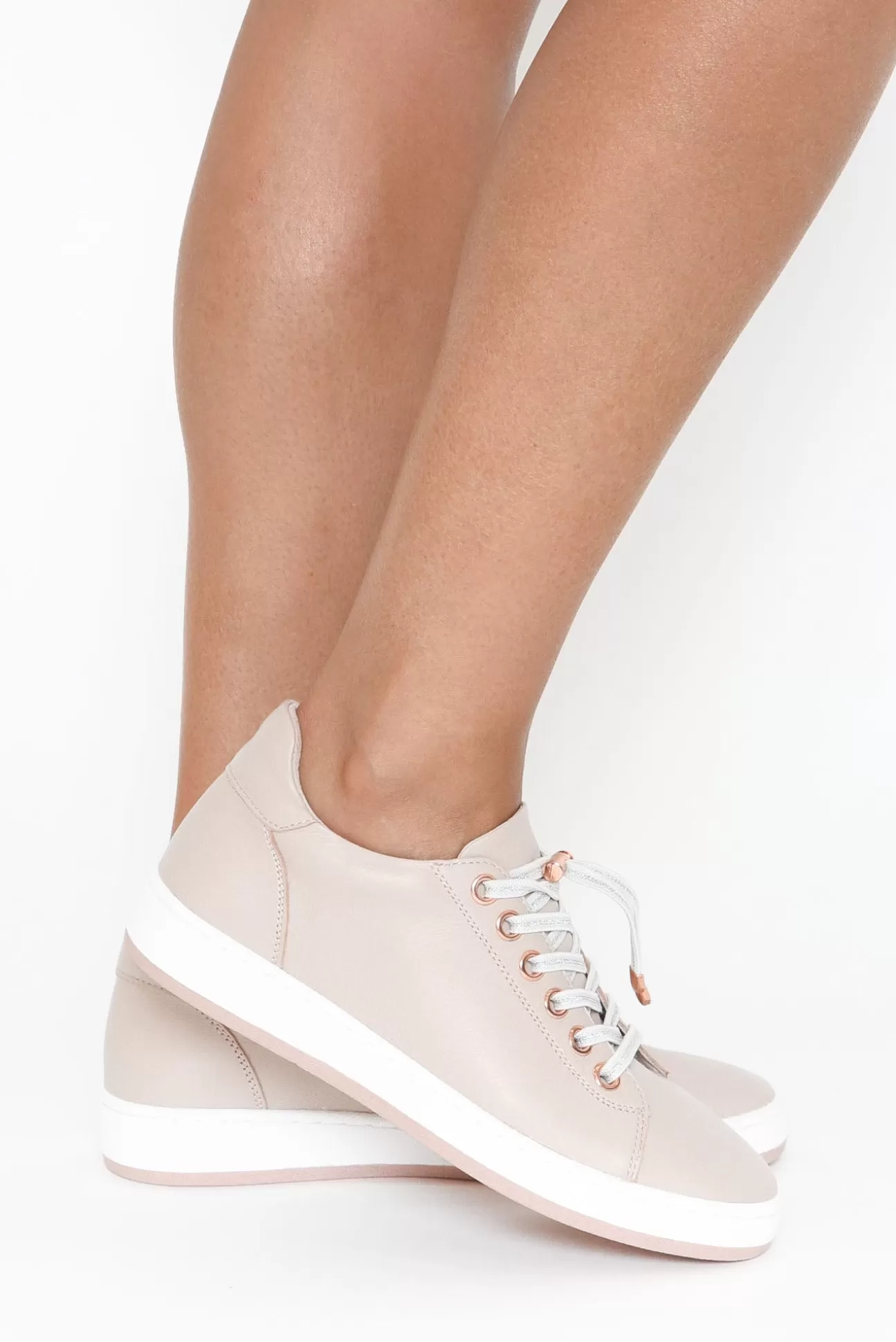 Alfie and Evie Aero Blush Leather Sneaker Cheap