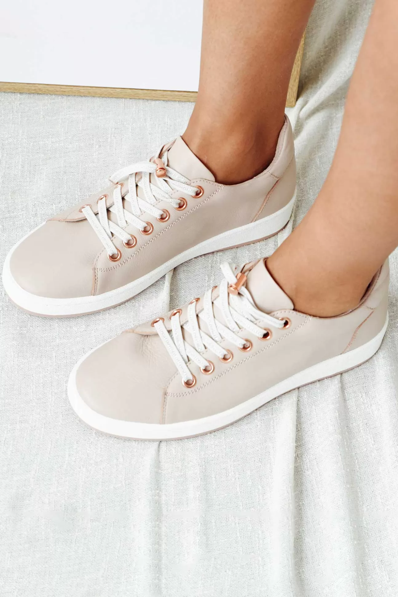 Alfie and Evie Aero Blush Leather Sneaker Cheap