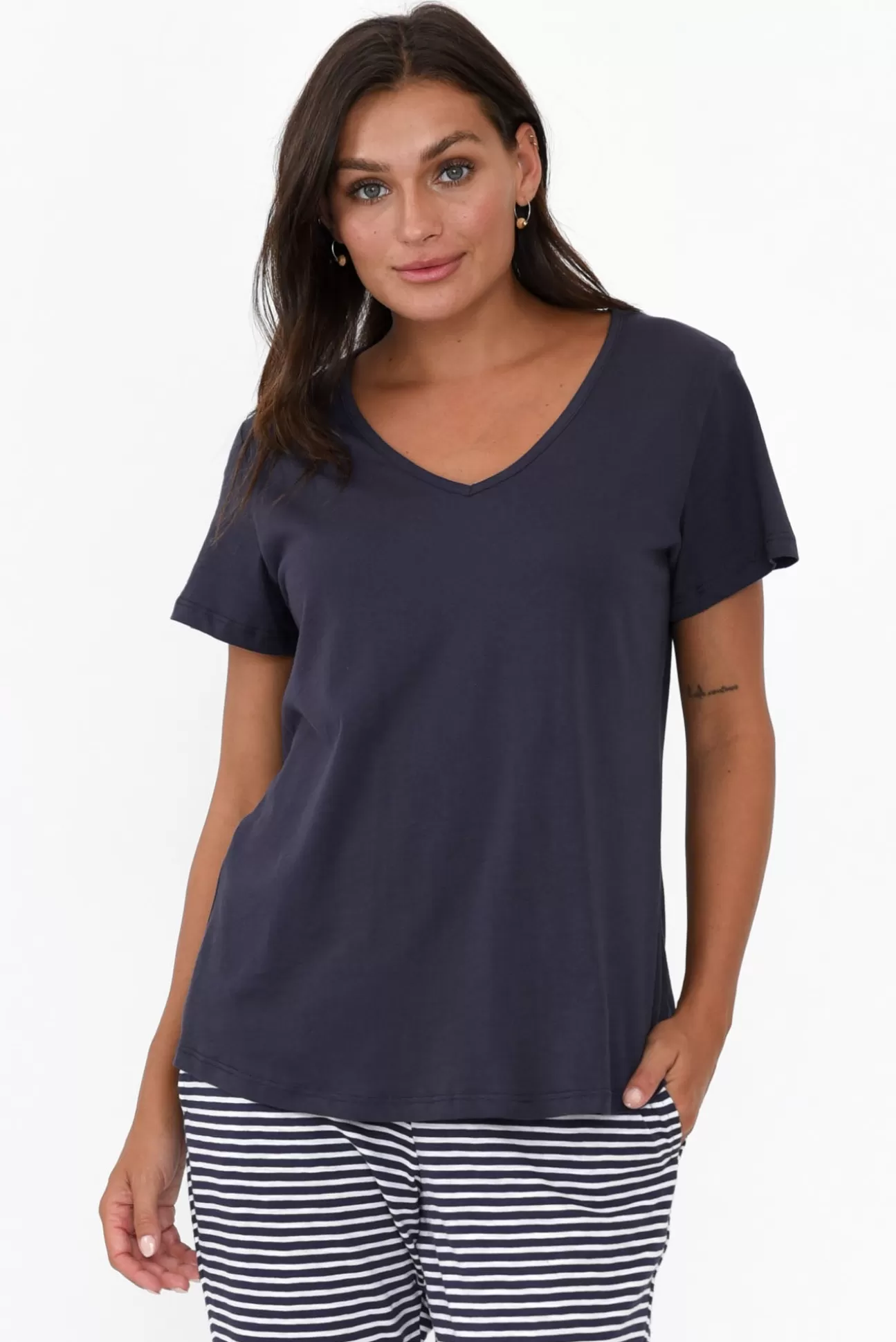 Betty Basics Ava Navy Cotton V Neck Tee New