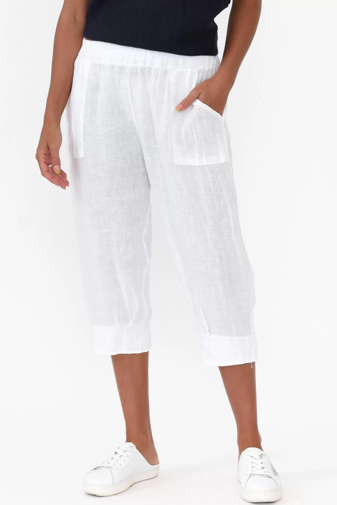 Donna Donna Carmichael White Linen Capri Pant Sale