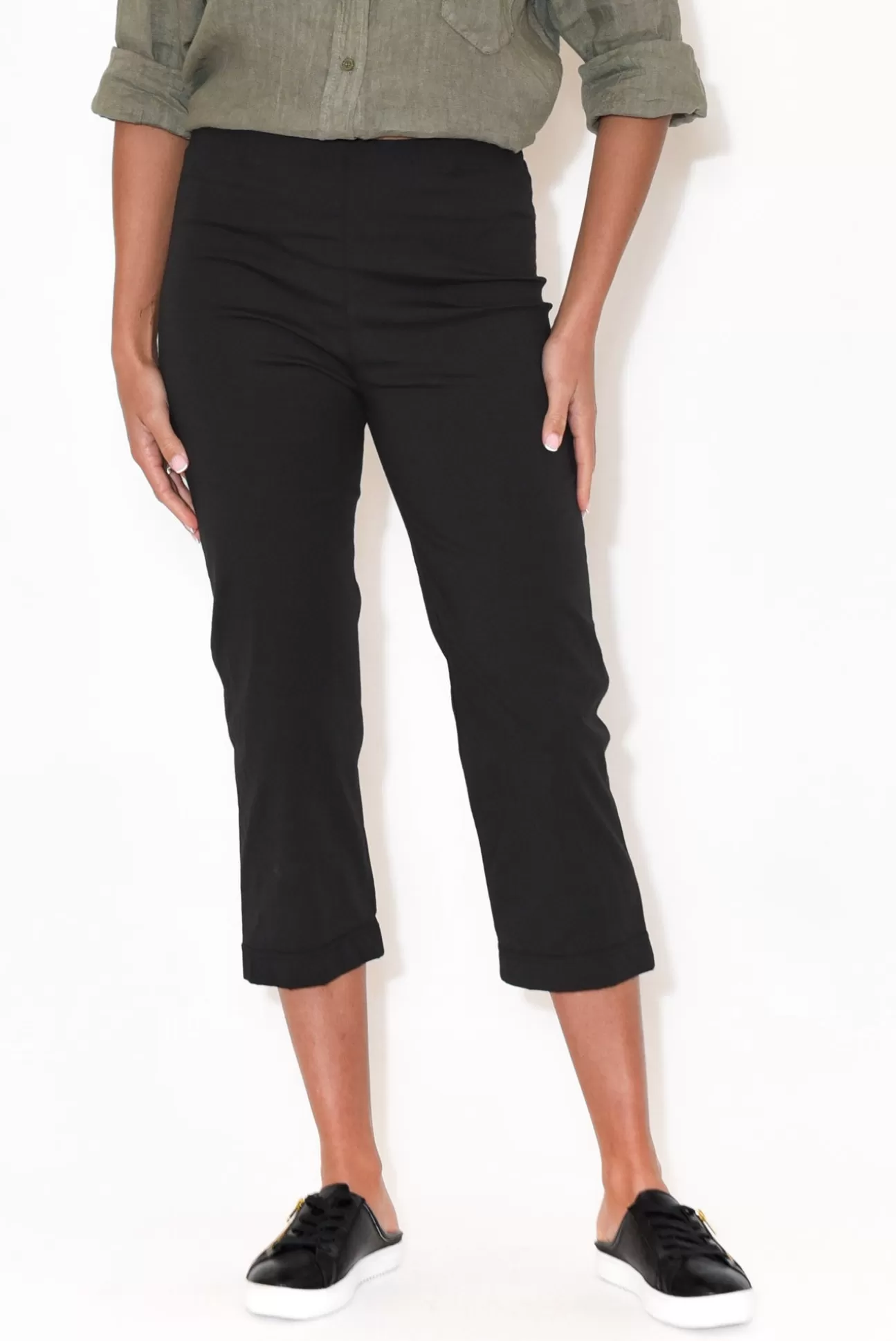 Orientique Darcy Black Cotton Capri Pant Discount