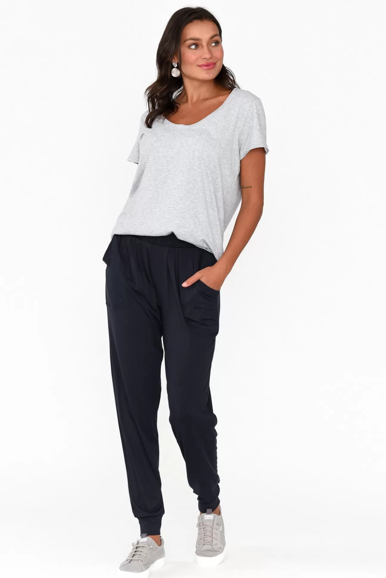 Betty Basics Deep Navy Weekend Pant Hot