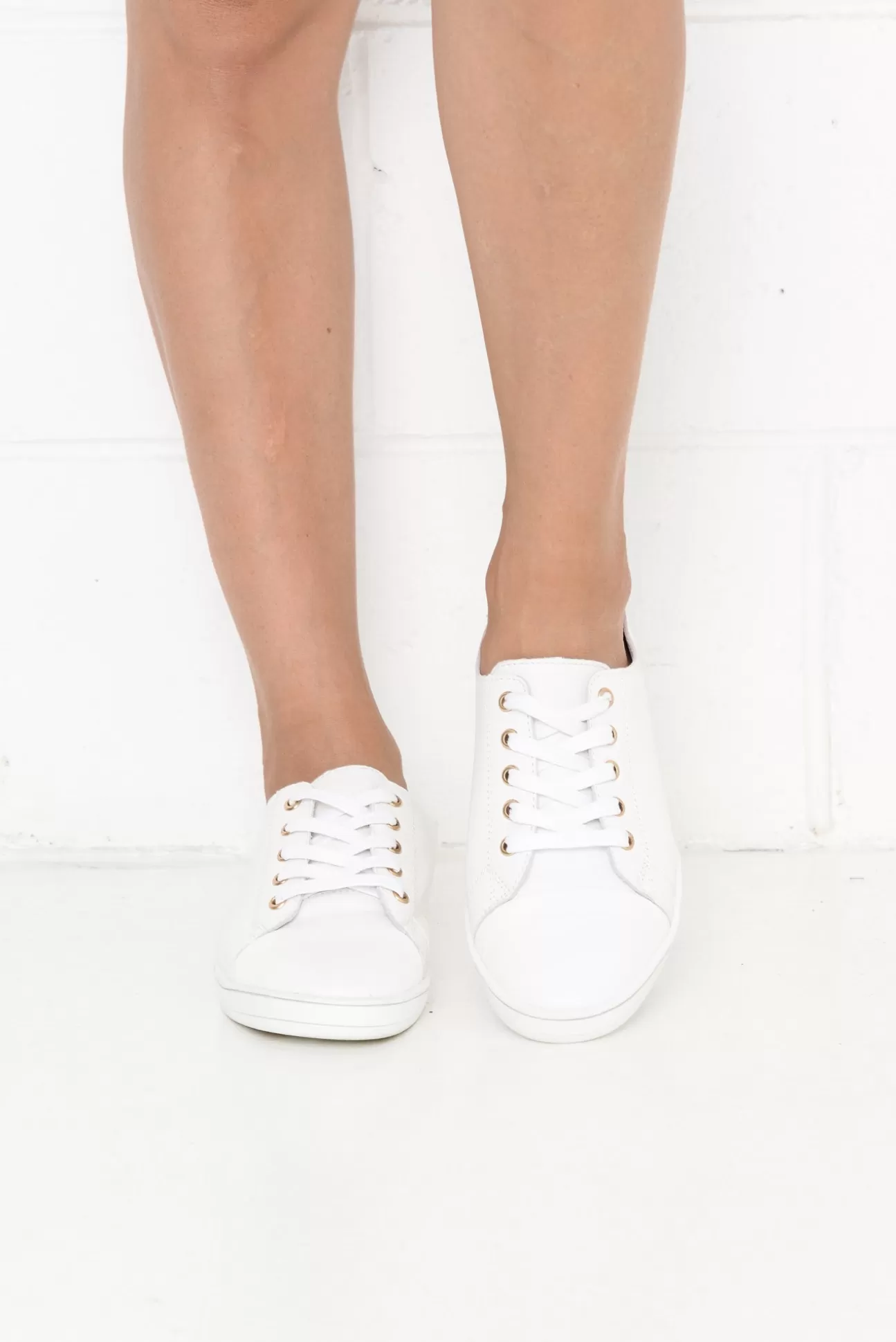 Alfie and Evie Greenie White Leather Sneaker Clearance