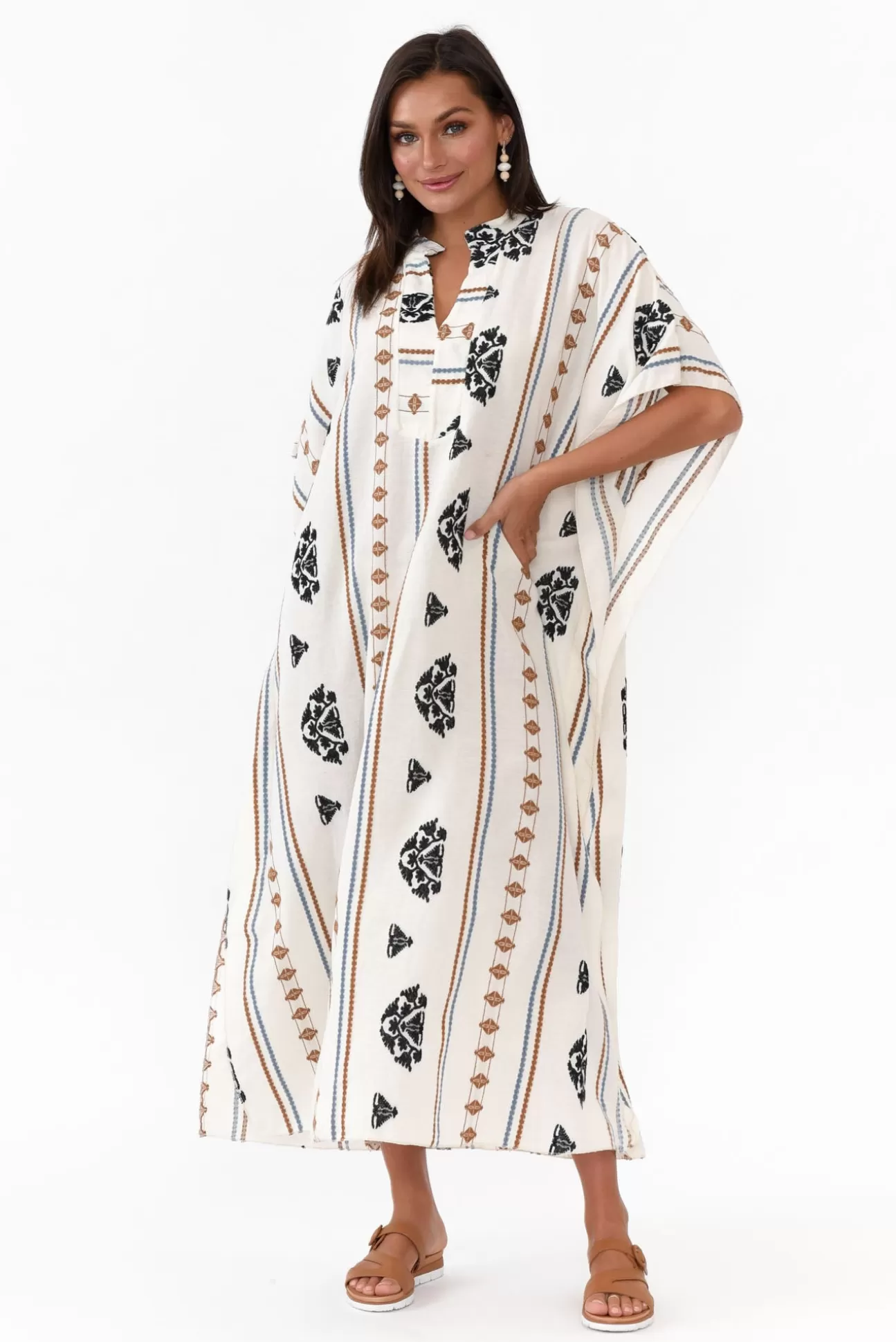 Italian Closet Higgins White Embroidered Cotton Kaftan Outlet