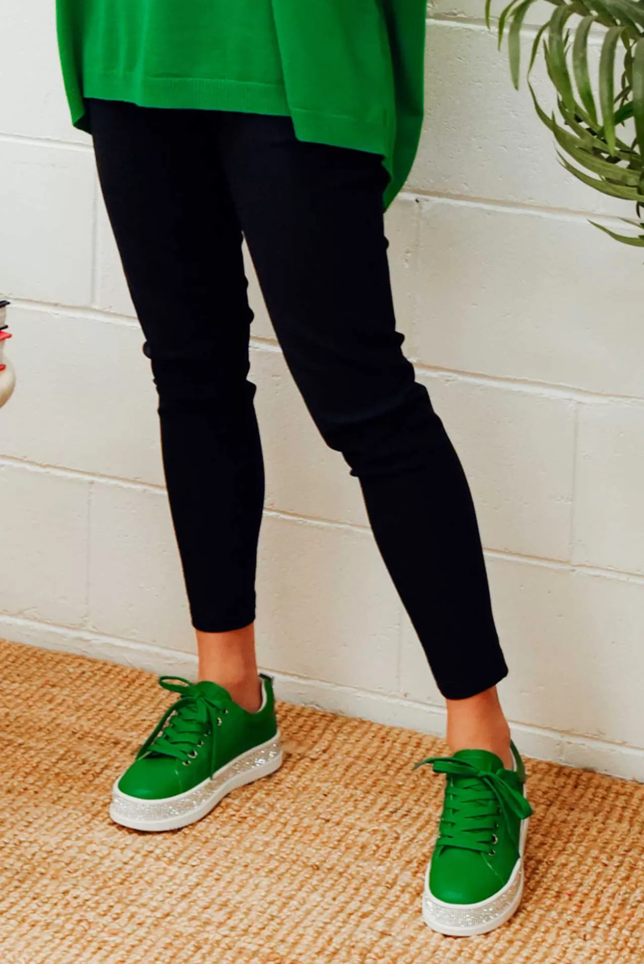 Lav-ish Lange Green Leather Diamante Sneaker Flash Sale