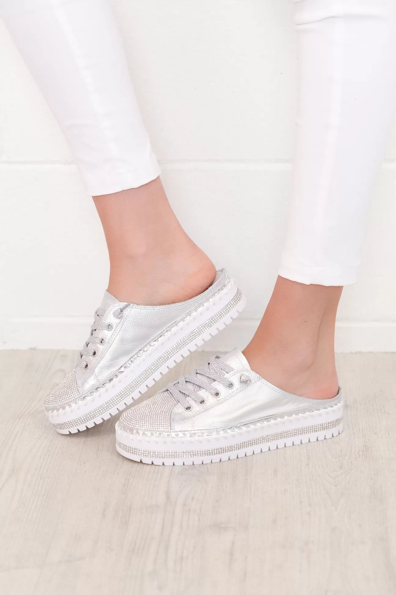 Ameise Sarah Silver Leather Mule Sneaker New