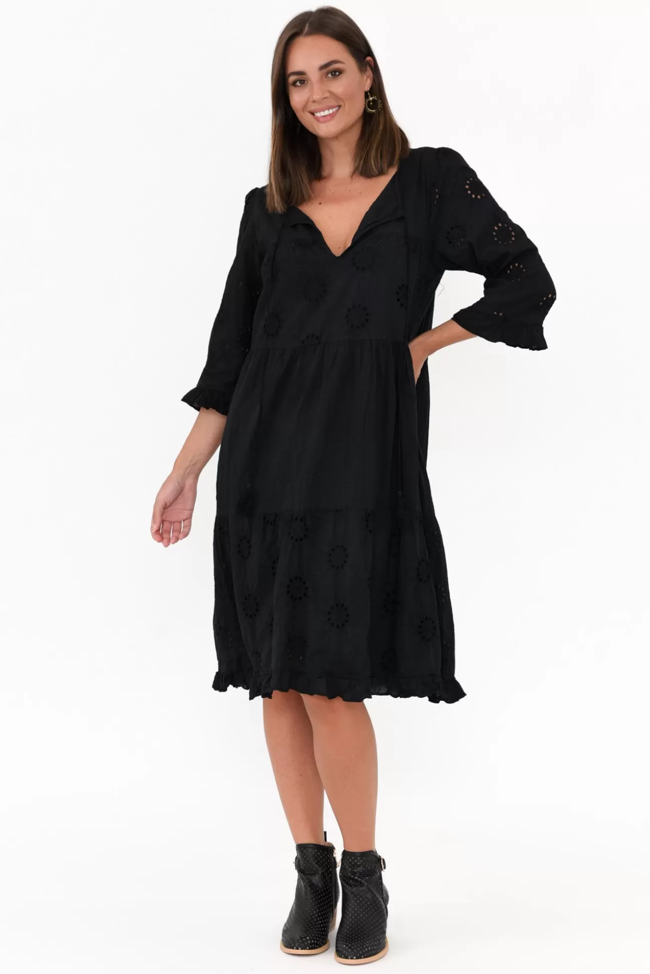 Worthier Valentina Black Cotton Embroidered Dress Cheap