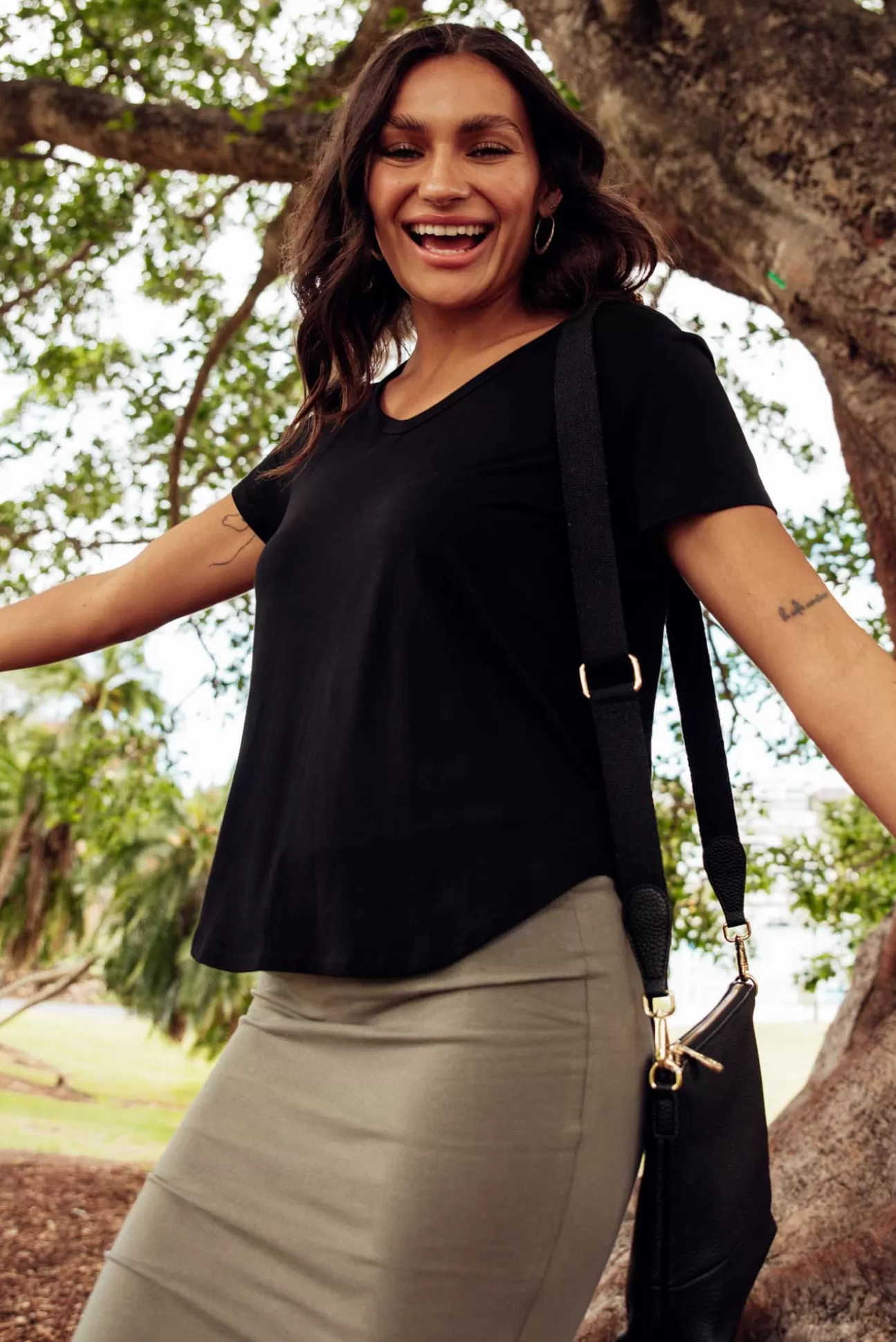 Lou Lou Veronica Black Bamboo Tee Flash Sale