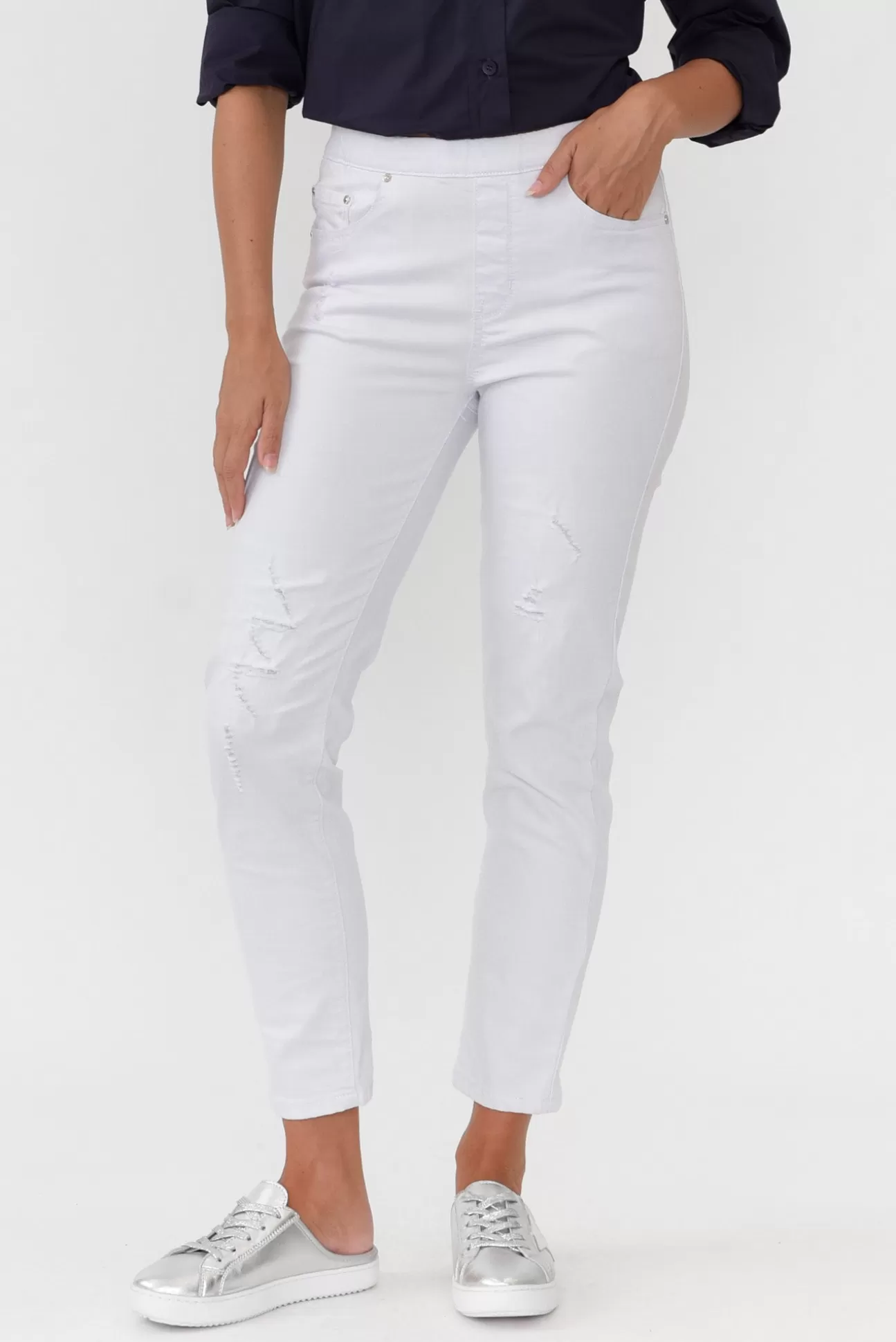 Threadz Zadie Distressed White Stretch Jean Fashion